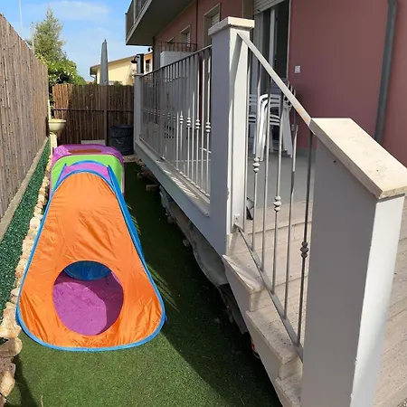 Bilocale Completamente Rinnovato A 100 Metri Dal Mare Con Giardino Apartment *